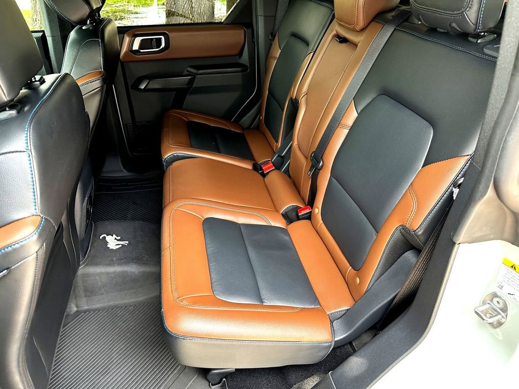 Used 2024 Ford Bronco Outer Banks AWD/4WD image 26