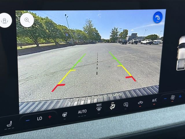 Certified 2025 Ford Maverick XLT w/ XLT Luxury Package image 17