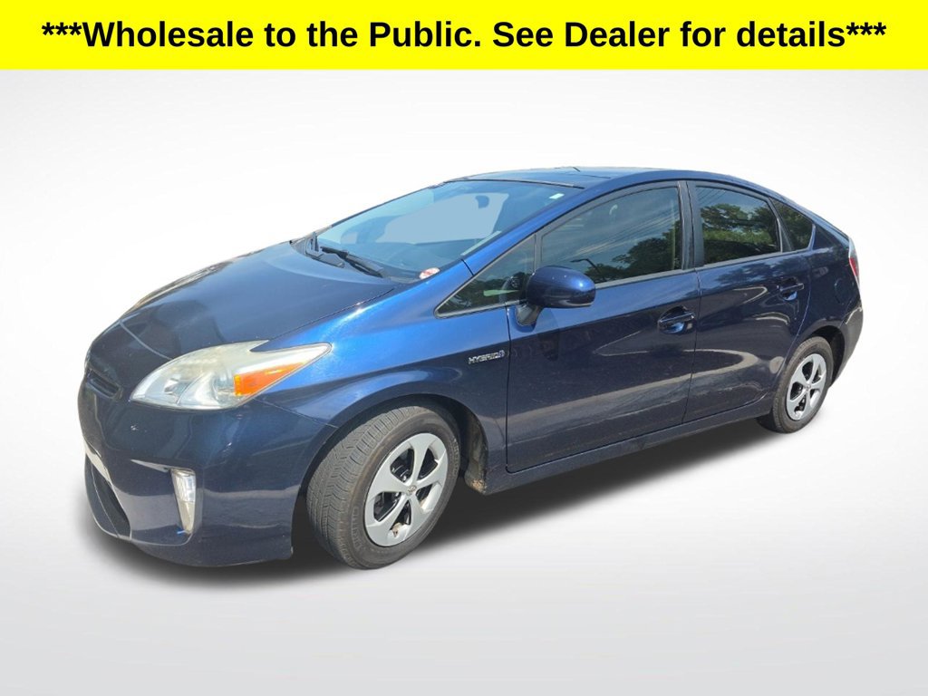 Used 2015 Toyota Prius Four w/ Deluxe Solar Roof Package FWD image 1