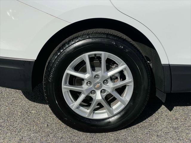 Used 2023 Chevrolet Equinox LS image 8