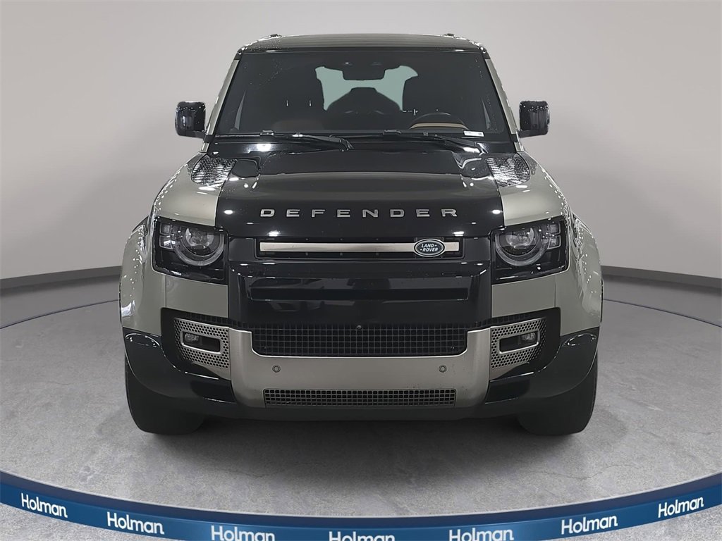 Used 2022 Land Rover Defender 110 X image 3