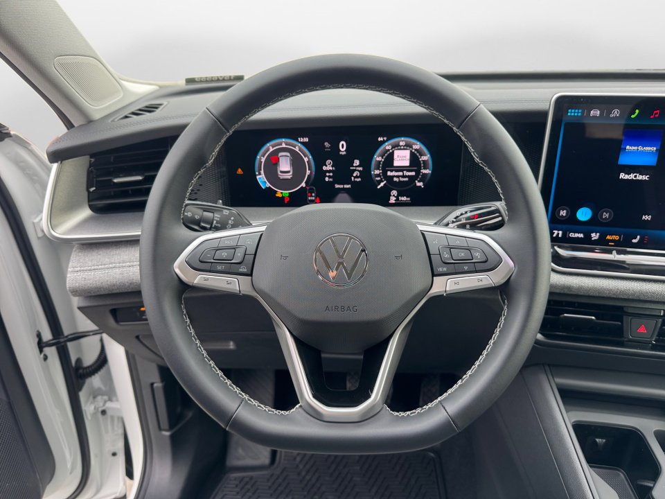 New 2026 Volkswagen Tiguan S FWD image 10