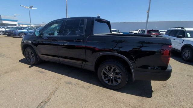 Used 2023 Honda Ridgeline Sport image 6