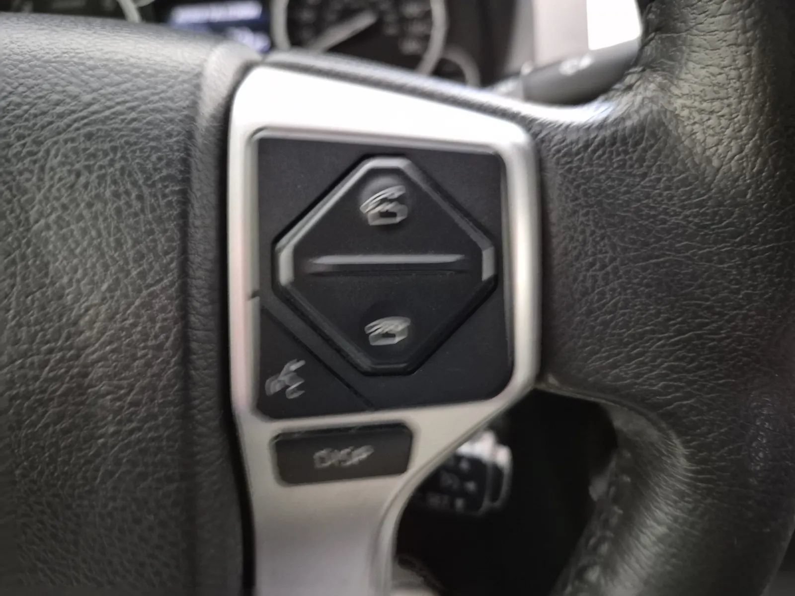 Used 2014 Toyota Tundra Platinum RWD image 30