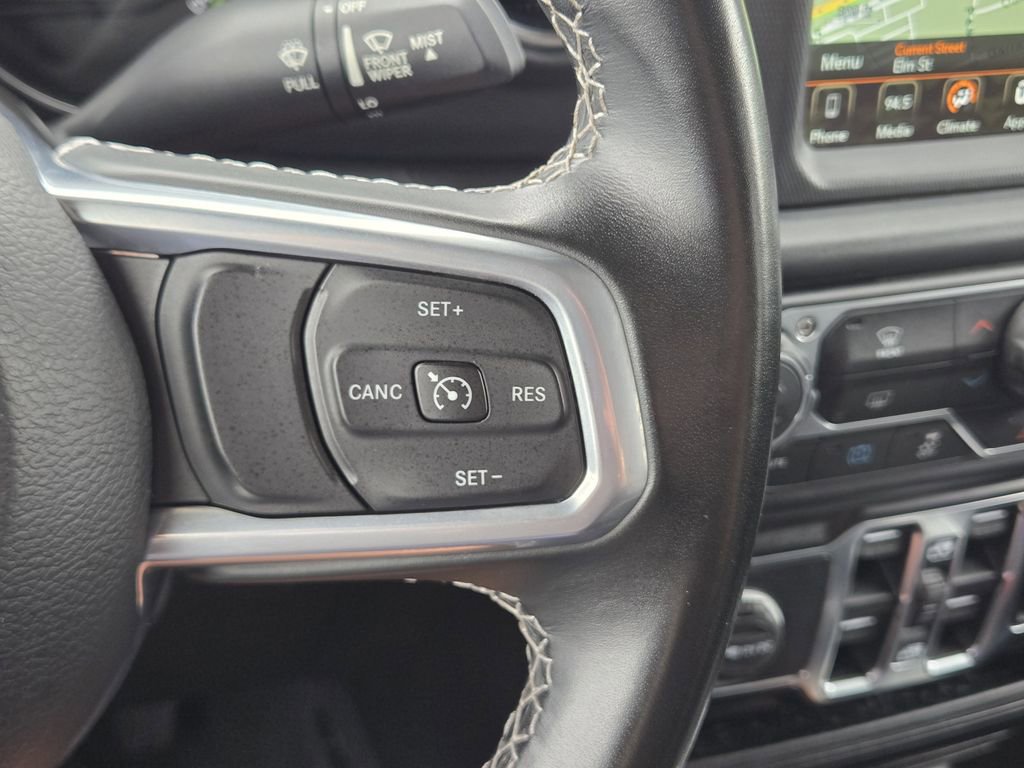 Used 2021 Jeep Wrangler Unlimited Sahara AWD/4WD image 29