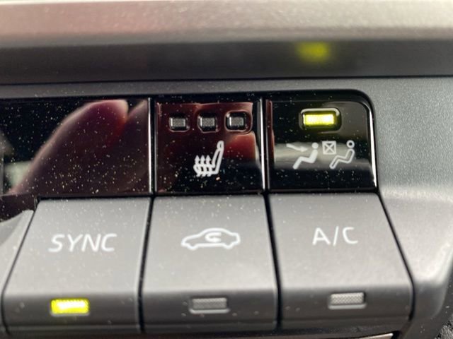 Used 2026 Toyota Camry SE w/ Multimedia Upgrade Package image 13