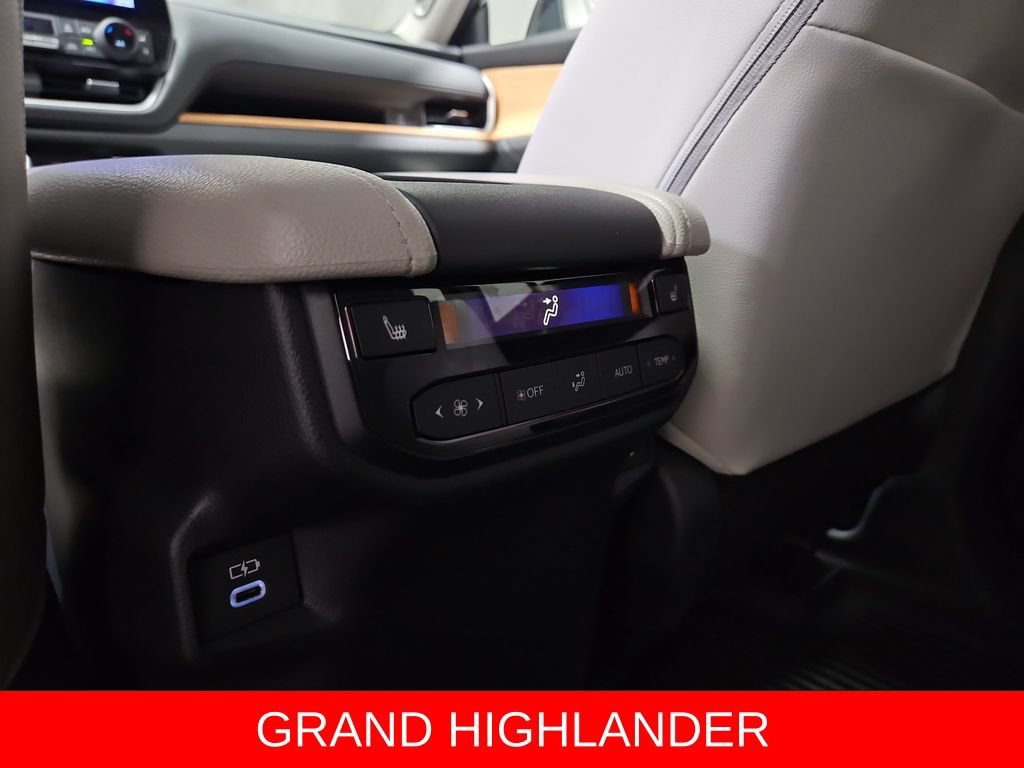 New 2026 Toyota Grand Highlander AWD image 27
