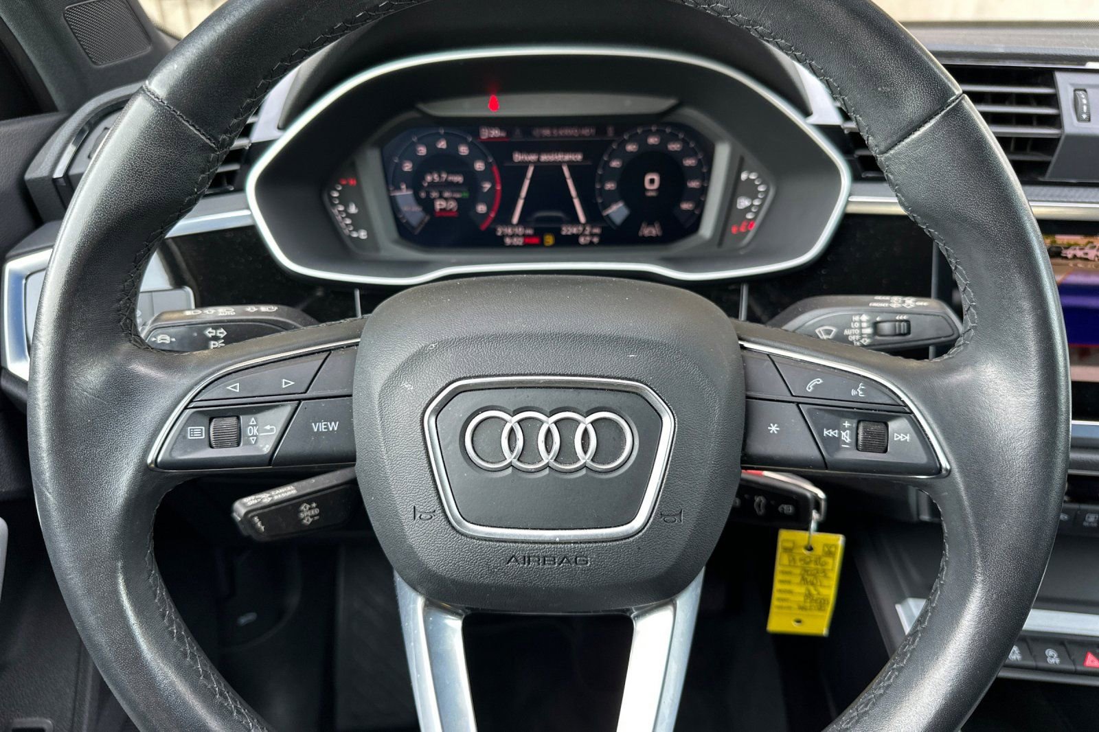 Used 2023 Audi Q3 2.0T Premium image 18