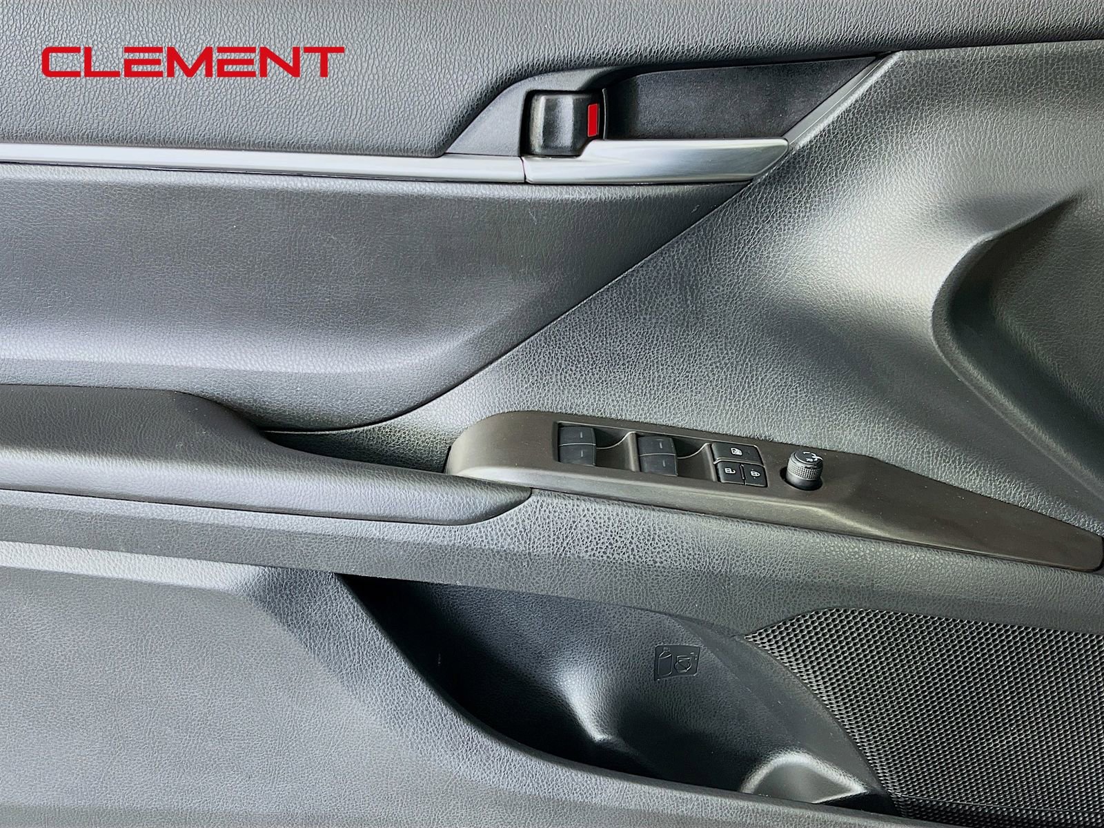 Used 2023 Toyota Camry SE FWD image 26