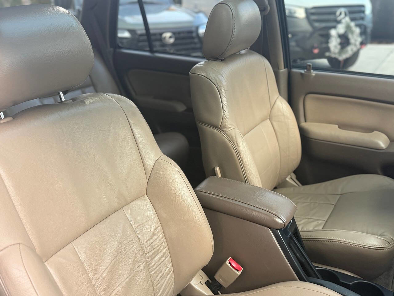 Used 2001 Toyota 4Runner SR5 image 79