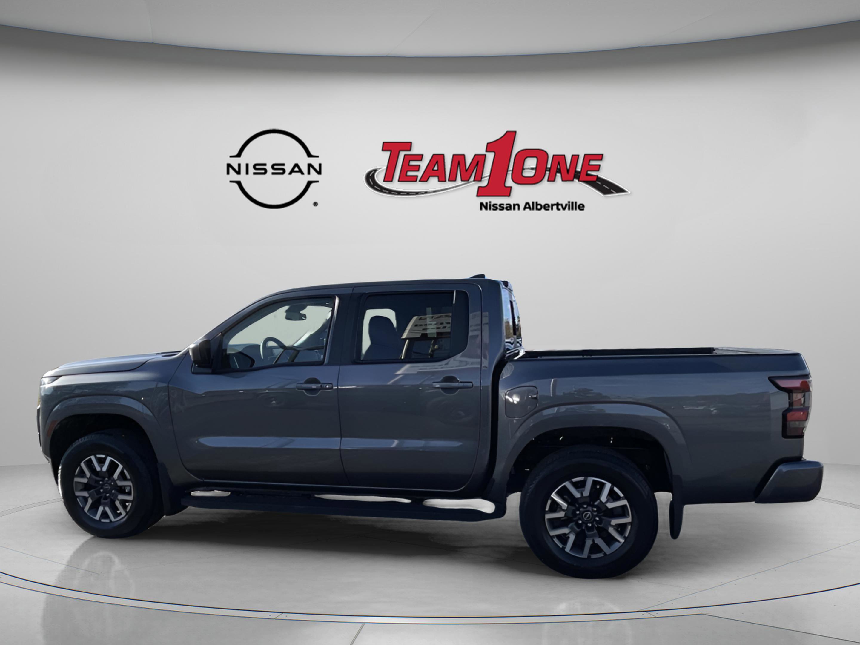 New 2026 Nissan Frontier SV w/ SV Convenience Package image 2