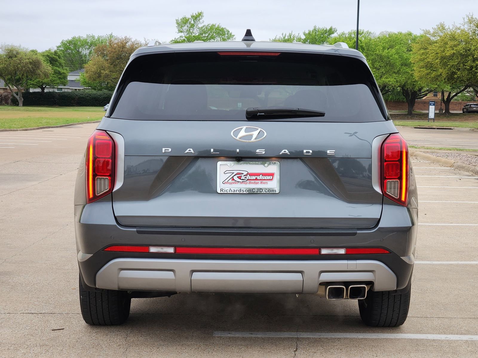 Used 2023 Hyundai Palisade SEL image 5