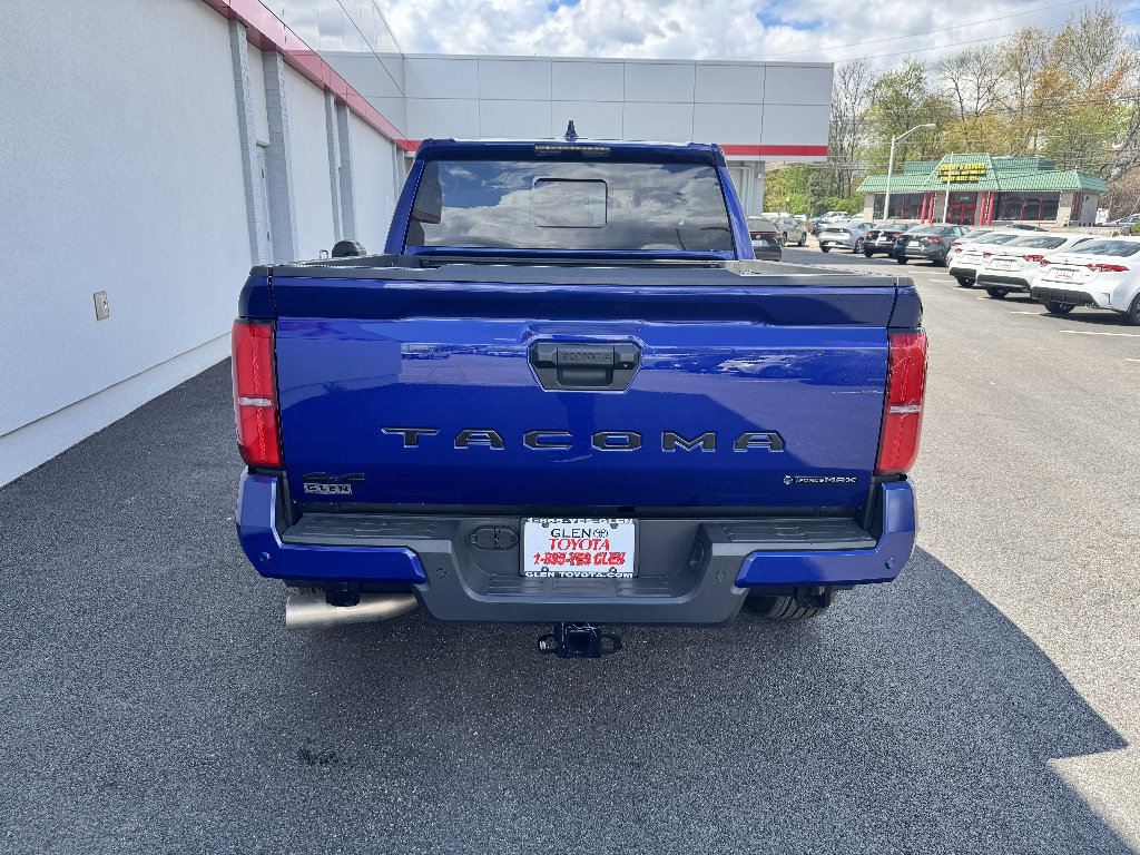 Used 2025 Toyota Tacoma TRD Sport AWD/4WD image 6