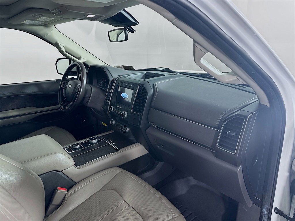 Used 2021 Ford Expedition Limited image 32