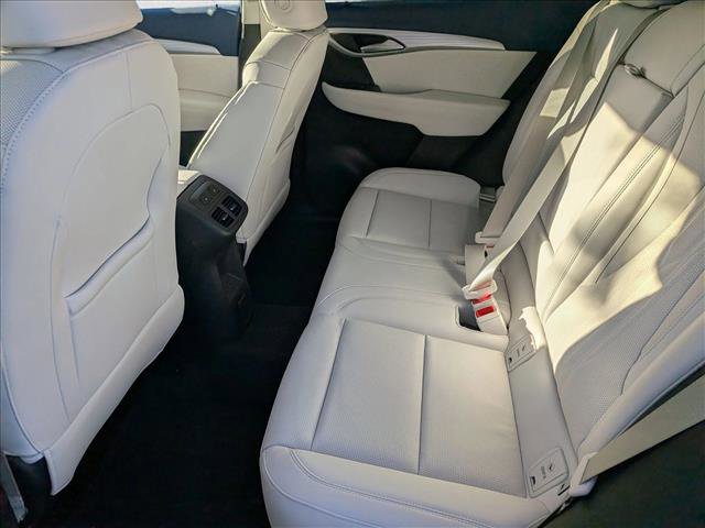 New 2026 Buick Envision Avenir image 17