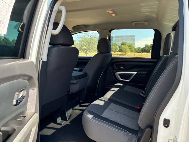 Certified 2024 Nissan Titan SV AWD/4WD image 25