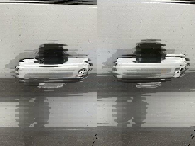 Used 2022 Ford Explorer XLT image 23