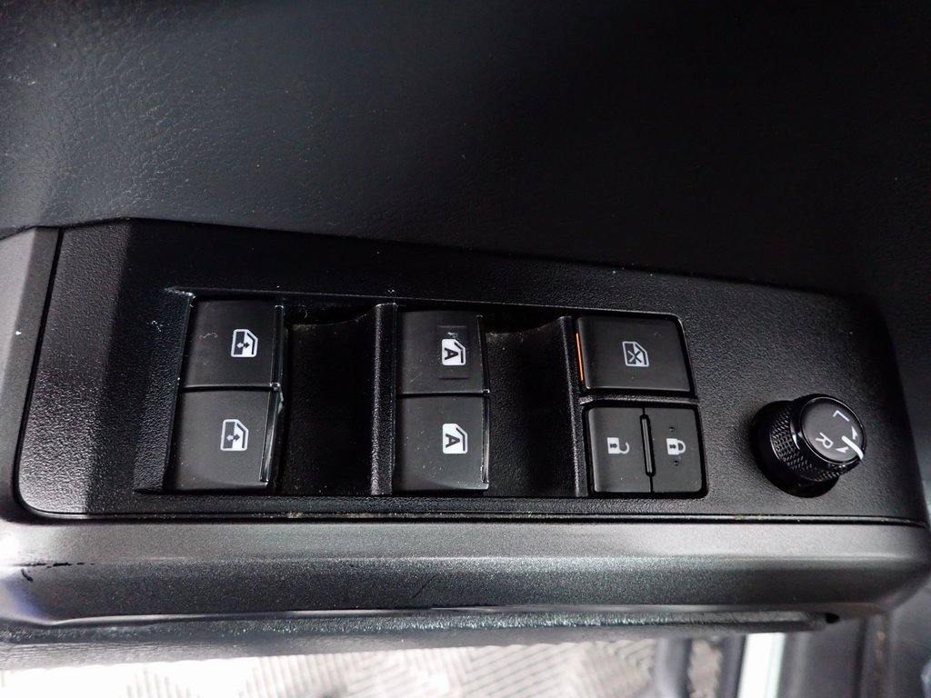 Used 2023 Toyota Tacoma TRD Off-Road image 18