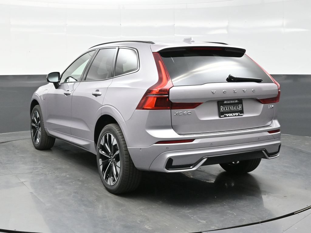 New 2026 Volvo XC60 T8 Plus w/ Climate Package PRO AWD/4WD image 5