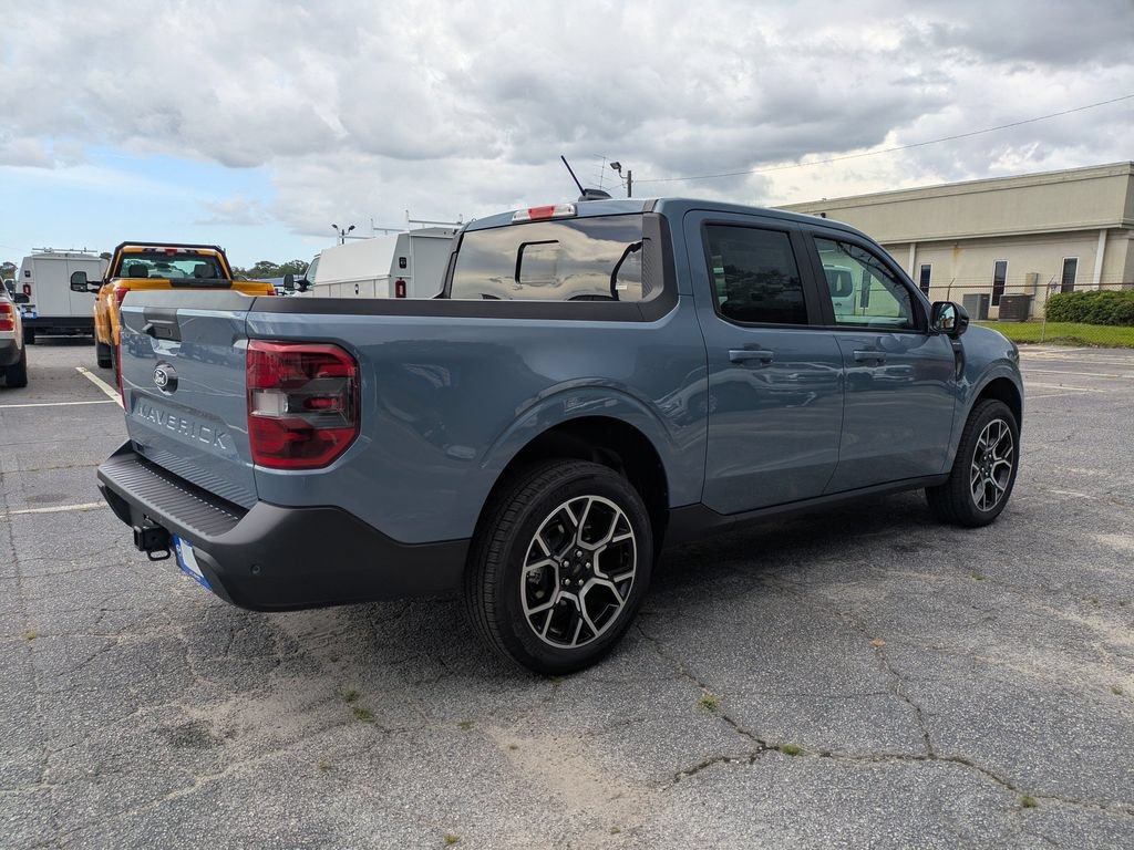 New 2026 Ford Maverick Lariat w/ 4K Tow Package AWD/4WD image 4