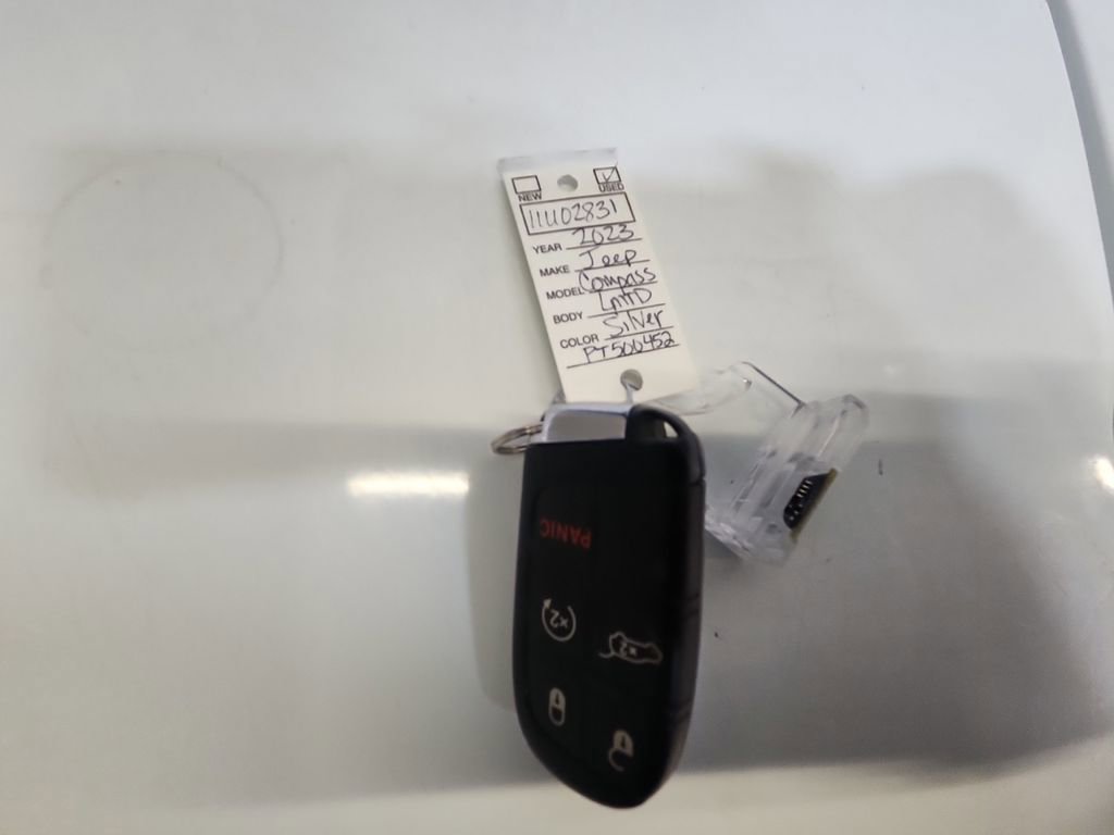Used 2023 Jeep Compass Limited w/ Elite Group AWD/4WD image 31