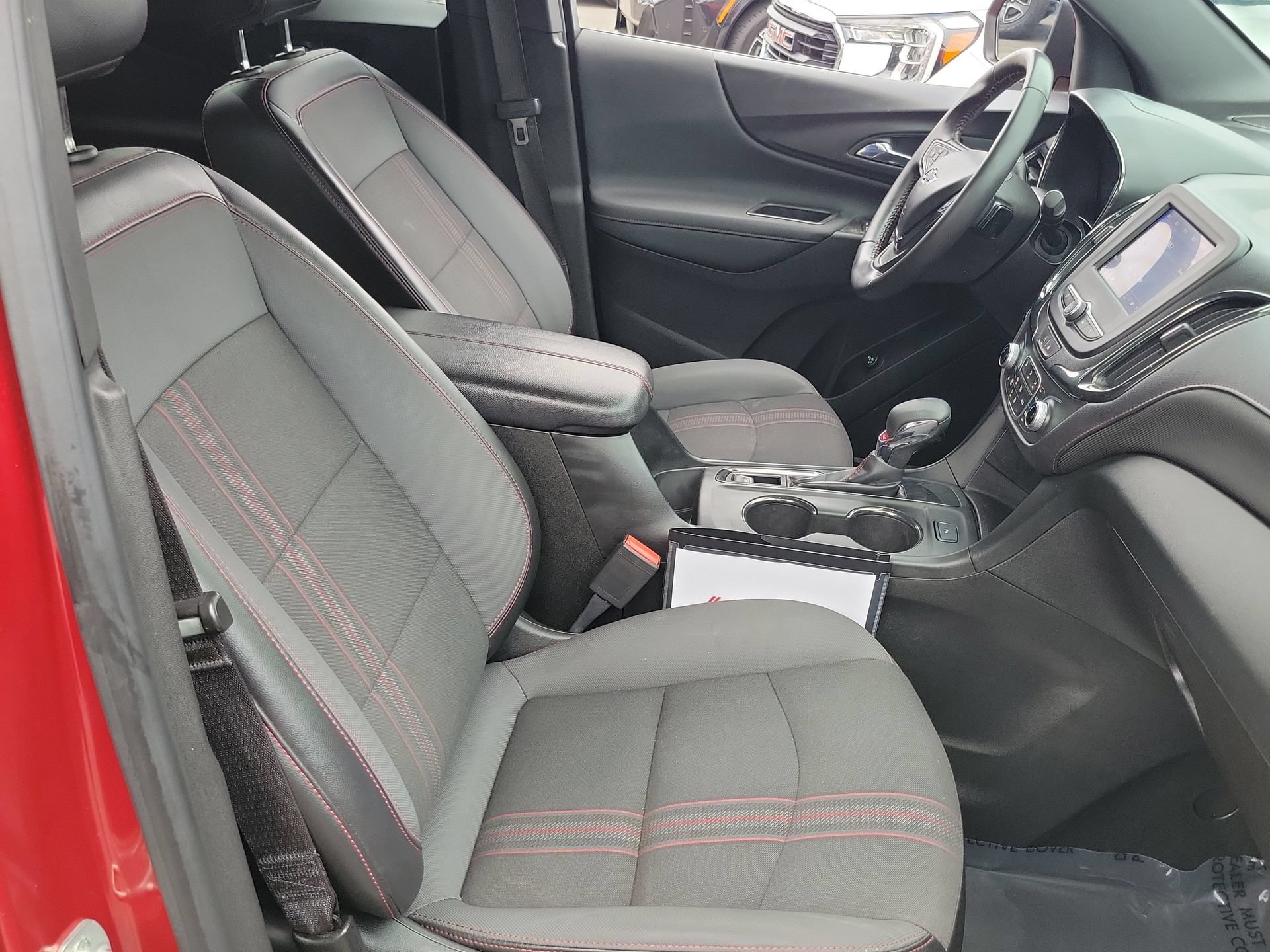 Used 2022 Chevrolet Equinox RS FWD image 16
