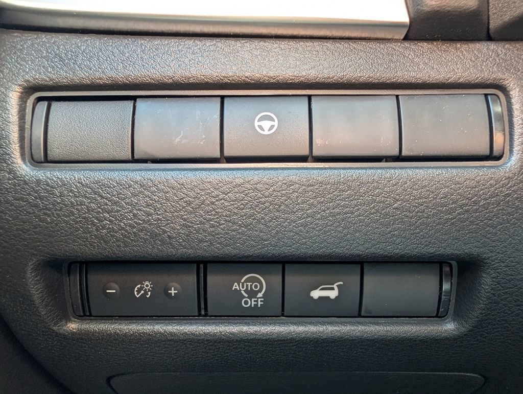 New 2026 Nissan Rogue Dark Armor AWD/4WD image 31