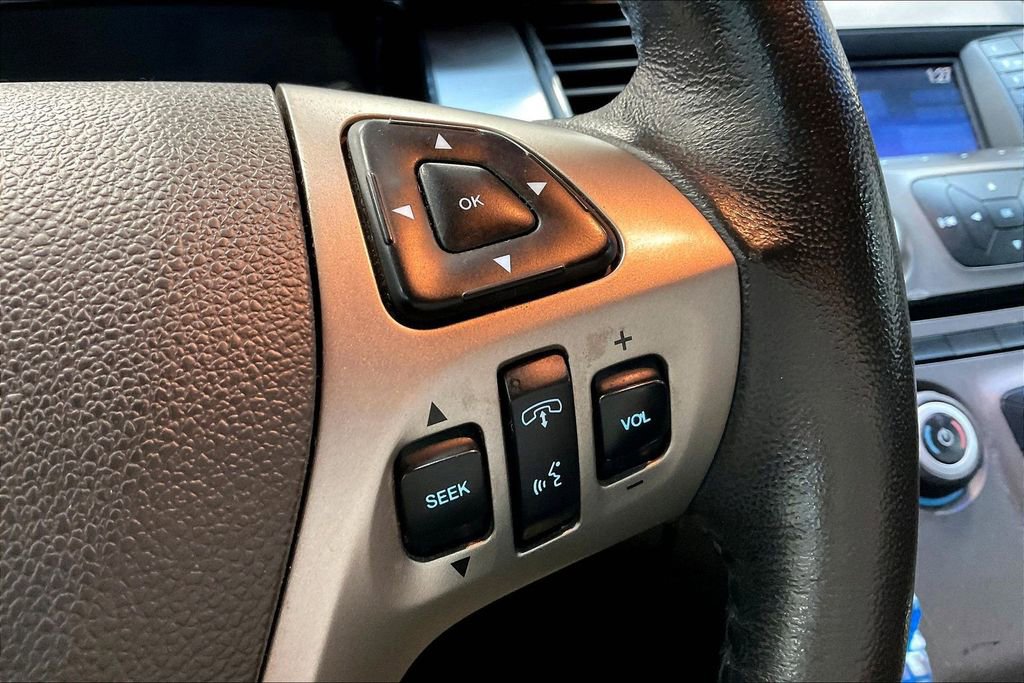 Used 2014 Ford Taurus SEL FWD image 14