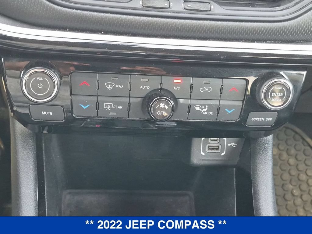 Used 2022 Jeep Compass Trailhawk w/ Trailhawk Elite Group AWD/4WD image 27