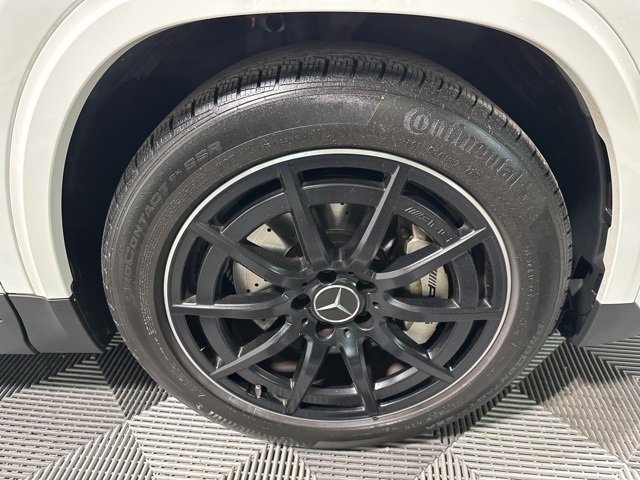 Used 2025 Mercedes-Benz GLA 35 AMG 4MATIC image 9