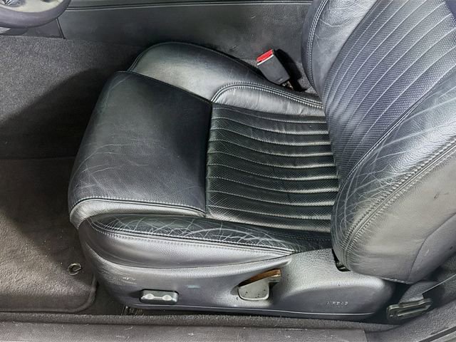 Used 2005 Ford Thunderbird RWD image 18
