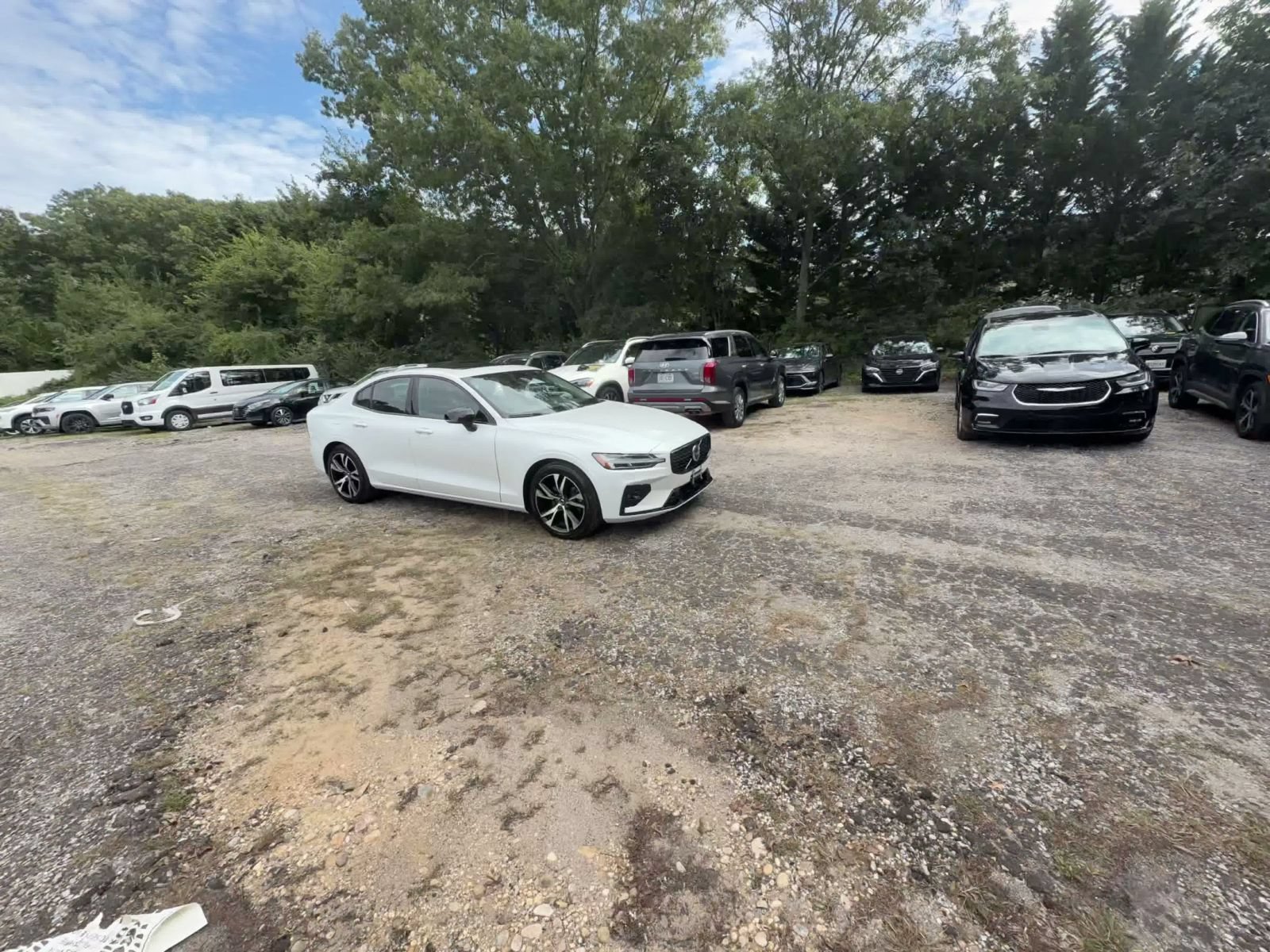 Used 2025 Volvo S60 B5 Core AWD/4WD image 2