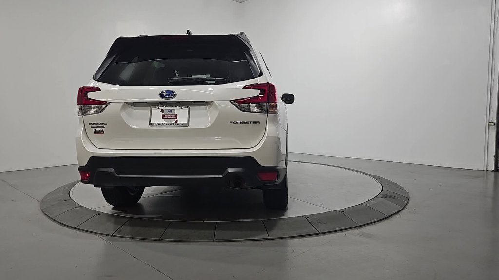 Certified 2024 Subaru Forester Premium AWD/4WD image 10