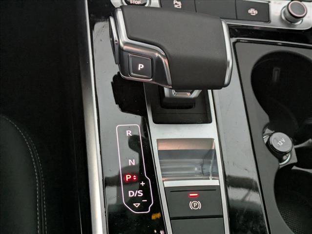 Certified 2025 Audi Q7 3.0T Premium w/ Convenience Package image 12