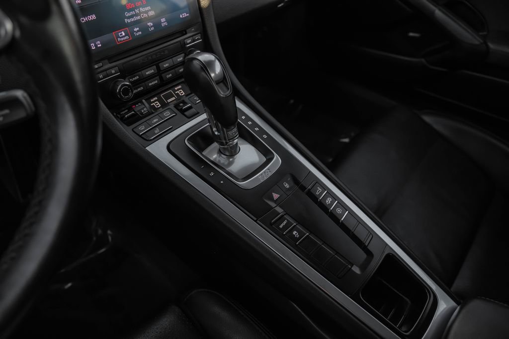 Used 2018 Porsche 718 Cayman S image 19