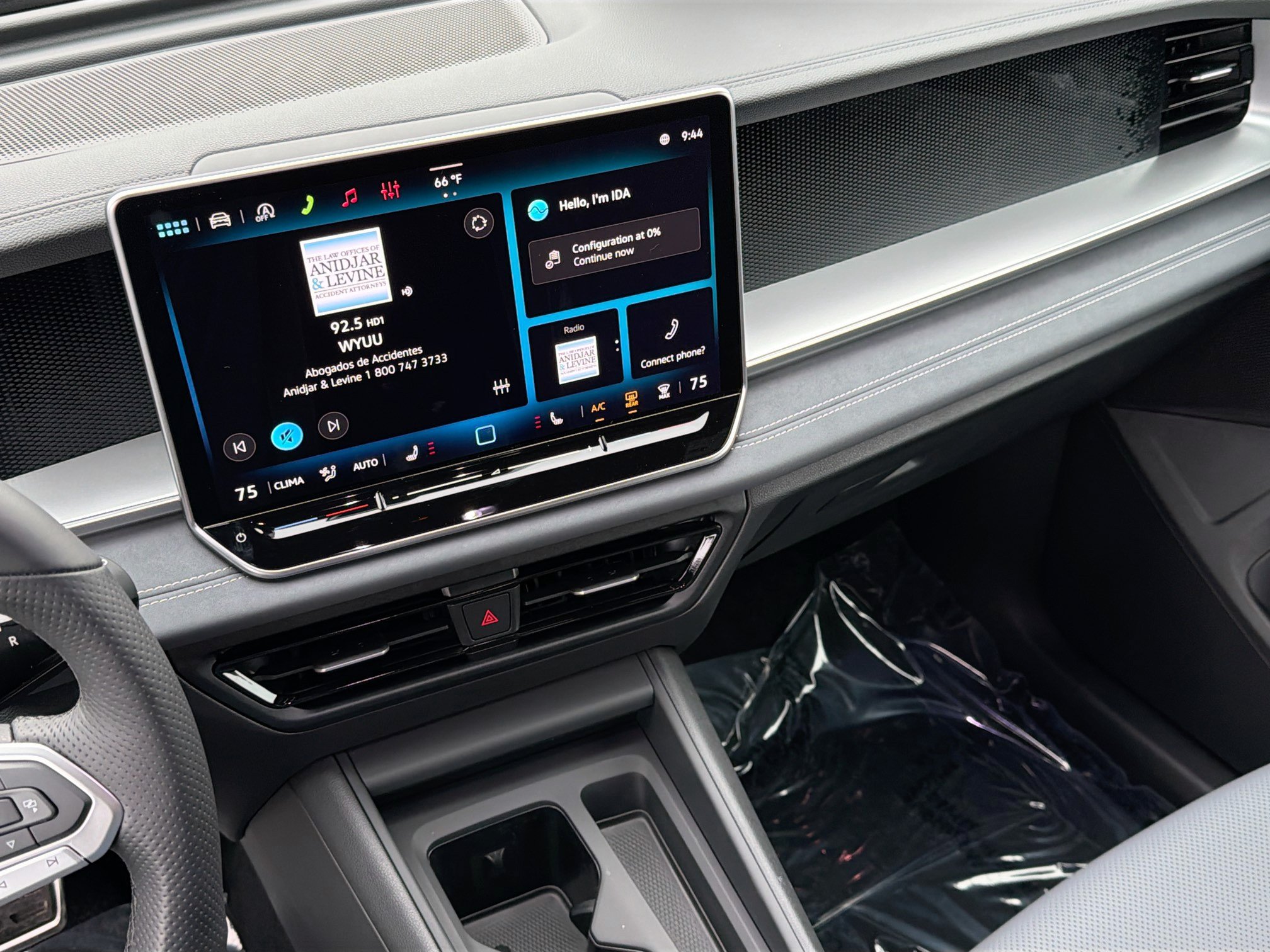 New 2026 Volkswagen Tiguan SE R-Line FWD image 28