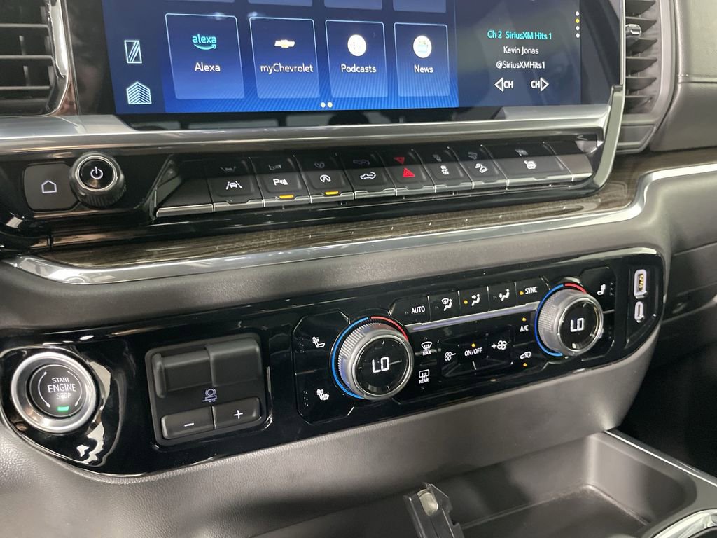 Used 2025 Chevrolet Silverado 1500 LT Trail Boss w/ LT Trail Boss Premium Package image 17