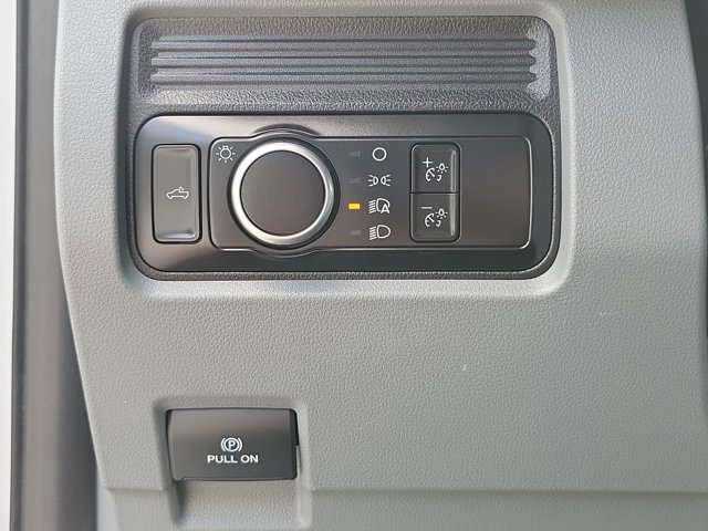 Certified 2024 Ford F350 XL w/ 360-Degree Camera Package RWD image 21