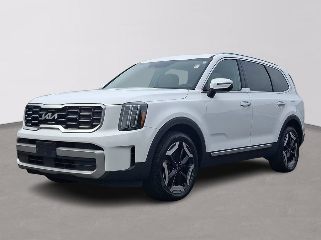 Certified 2023 Kia Telluride S w/ S Sunroof Package AWD/4WD image 3