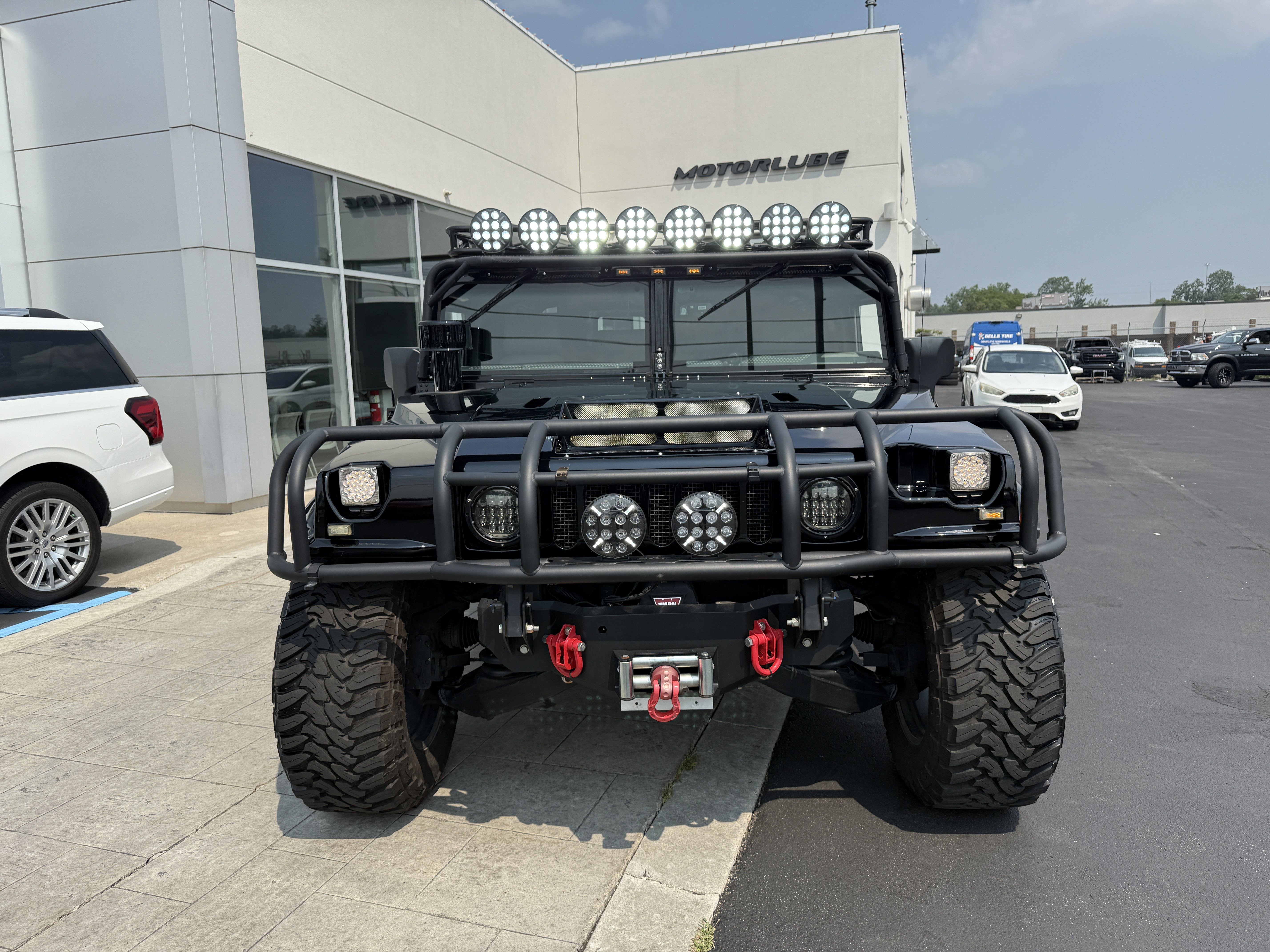 Used 2001 HUMMER H1 4-Door Wagon image 9