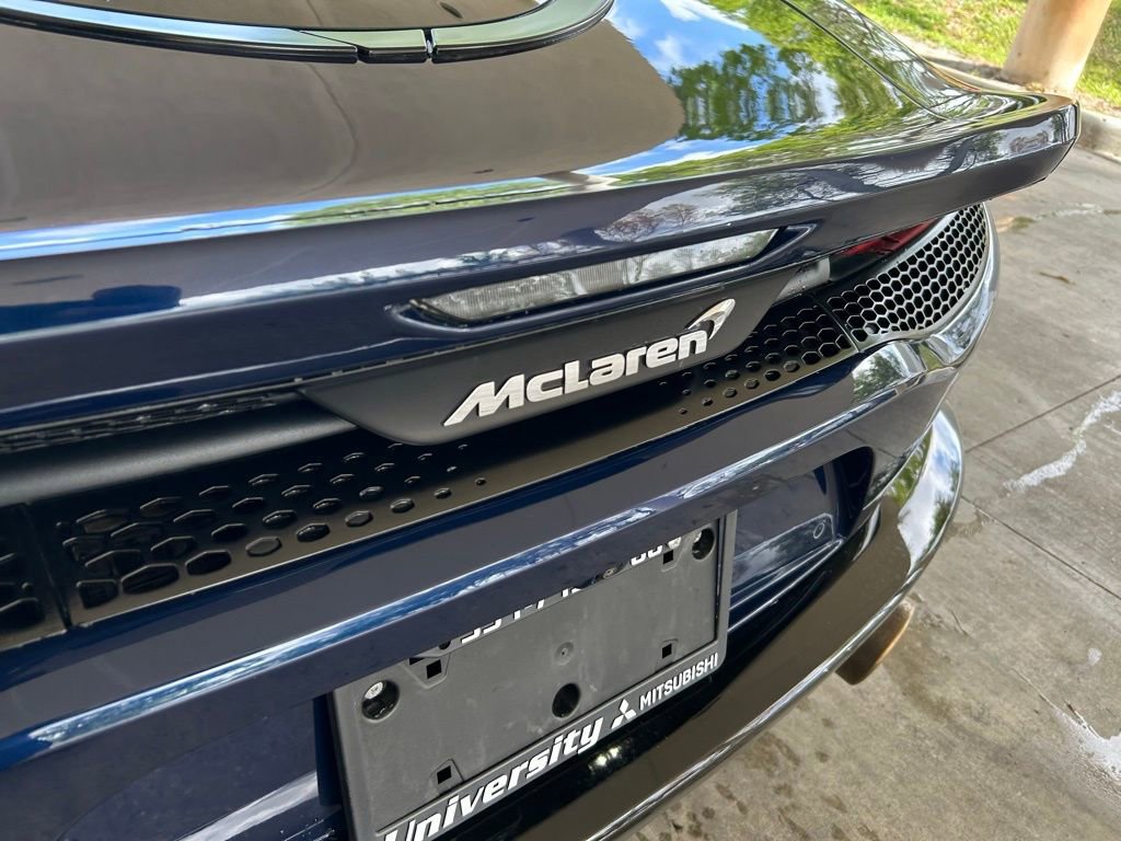 Used 2020 McLaren GT image 24