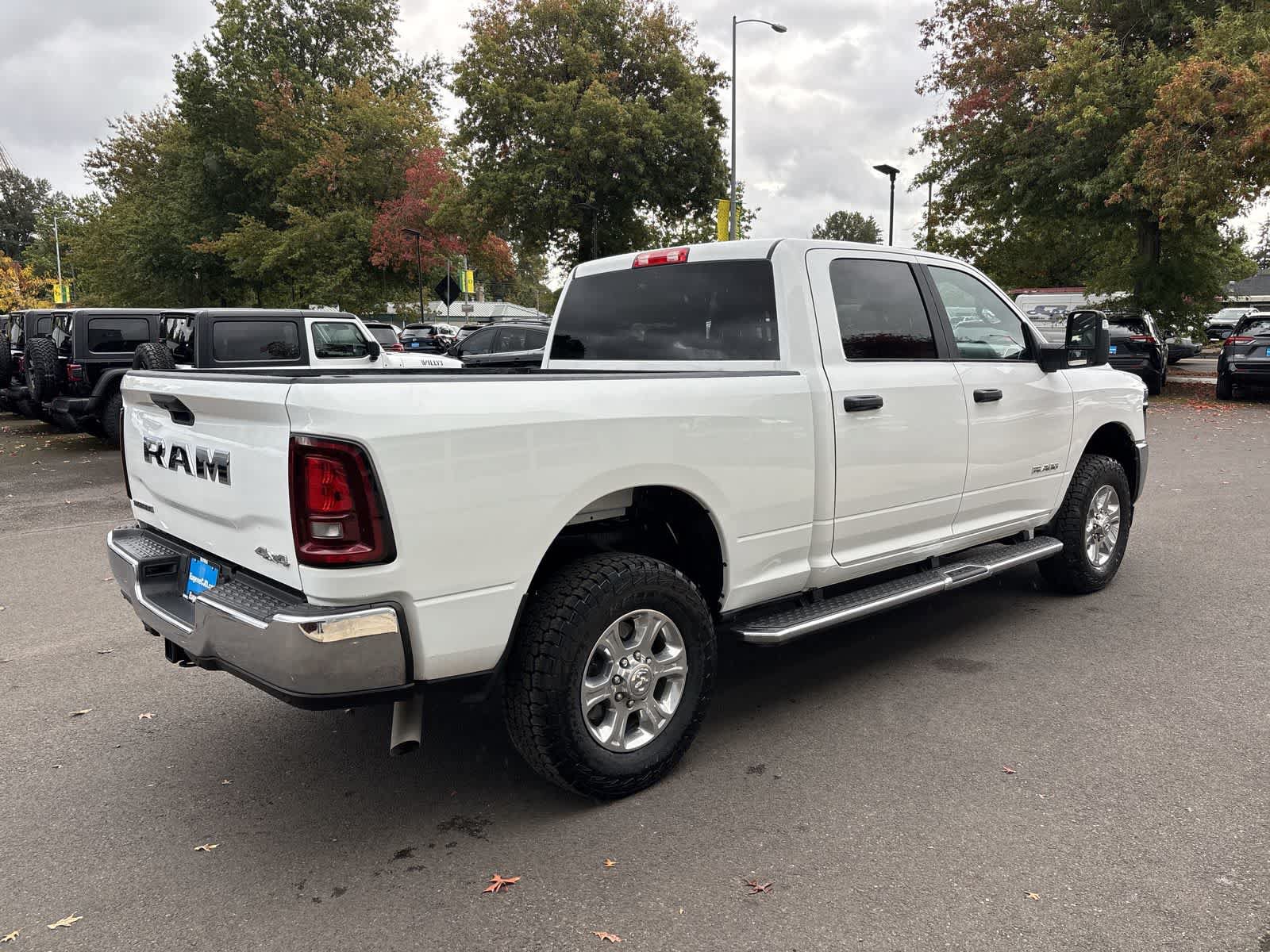 Used 2025 RAM 2500 Big Horn AWD/4WD image 4