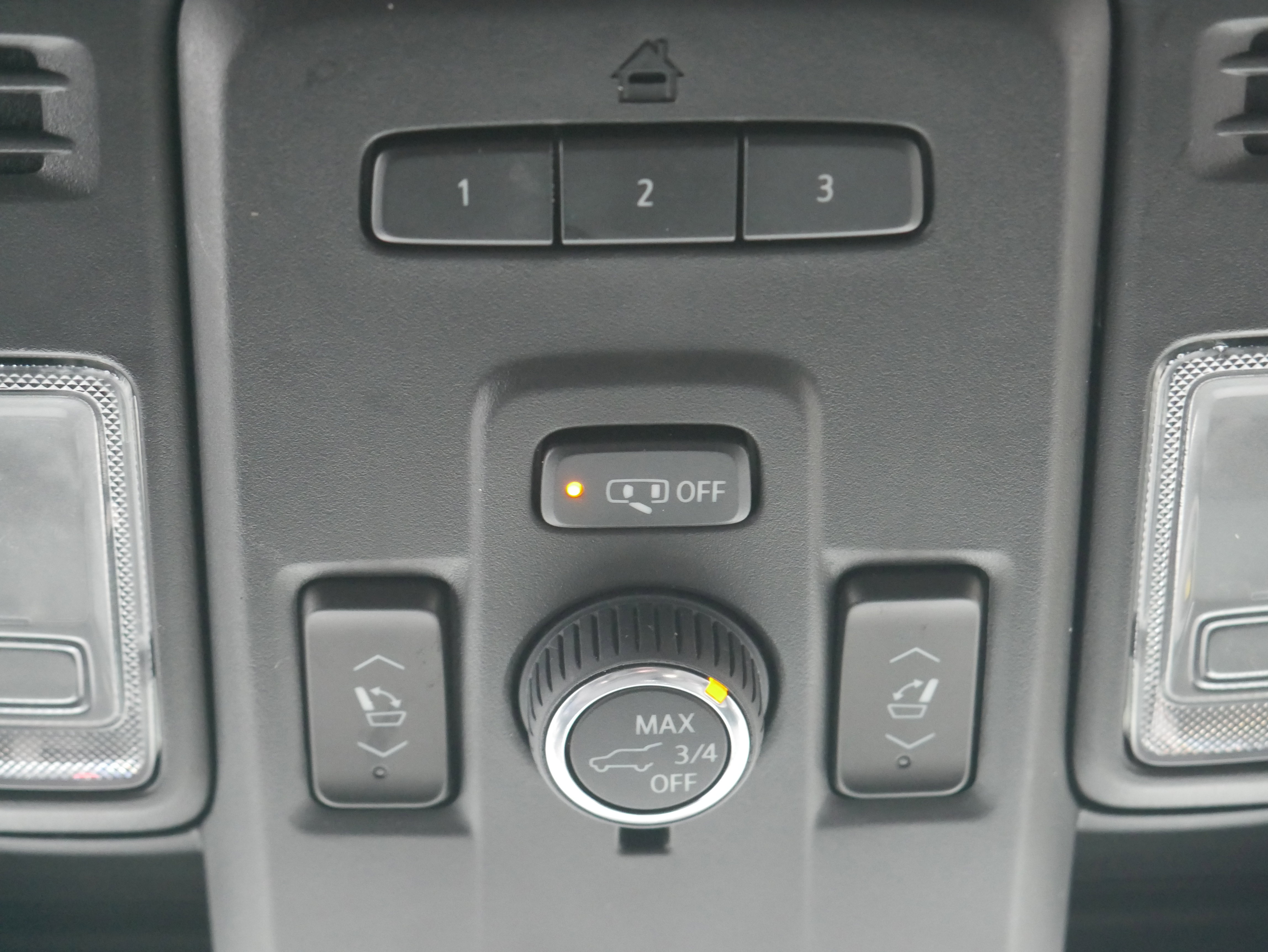 Certified 2023 Chevrolet Suburban RST w/ Luxury Package image 35