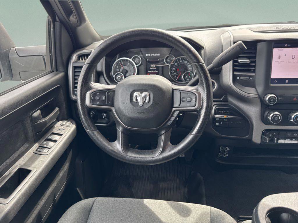 Used 2024 RAM 3500 Tradesman w/ Chrome Appearance Group image 30