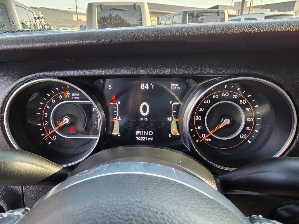 Used 2022 Jeep Gladiator Overland w/ Popular Equipment Package AWD/4WD image 32
