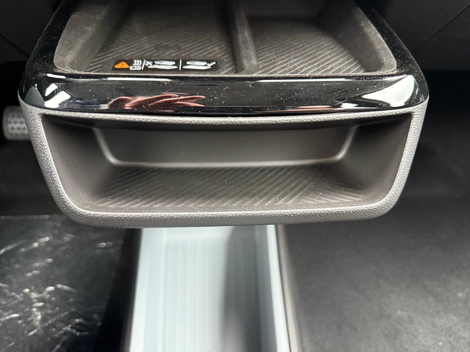 New 2027 Chevrolet Bolt RS w/ Technology Package FWD image 29