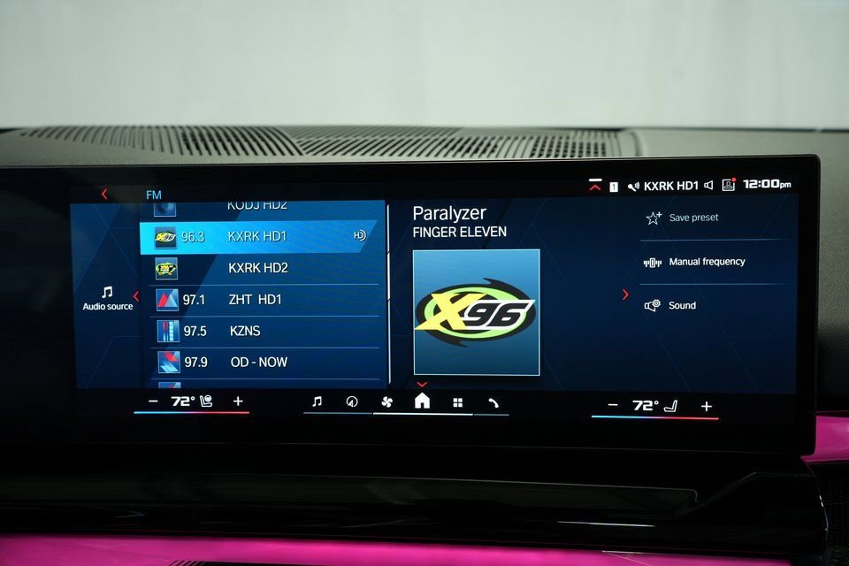 Used 2025 BMW M5 Touring image 31