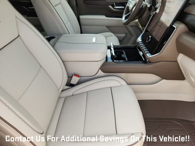 New 2026 GMC Yukon XL Denali w/ Sun & Power Step Package image 10