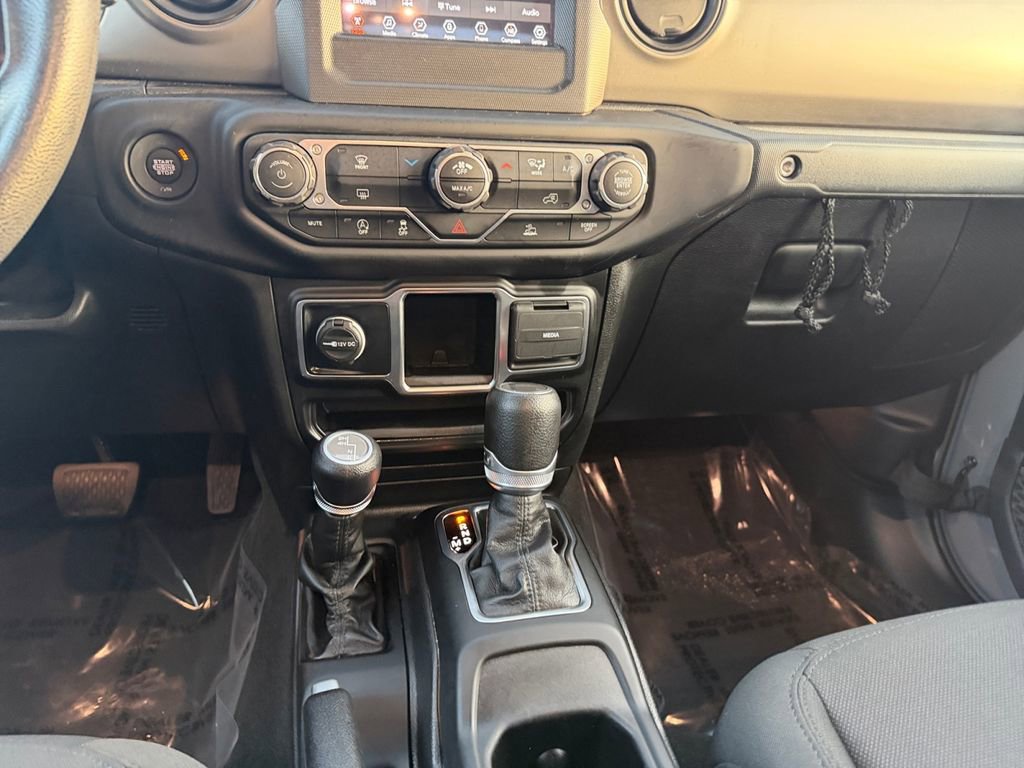Used 2022 Jeep Gladiator Sport w/ Trailer Tow Package image 11