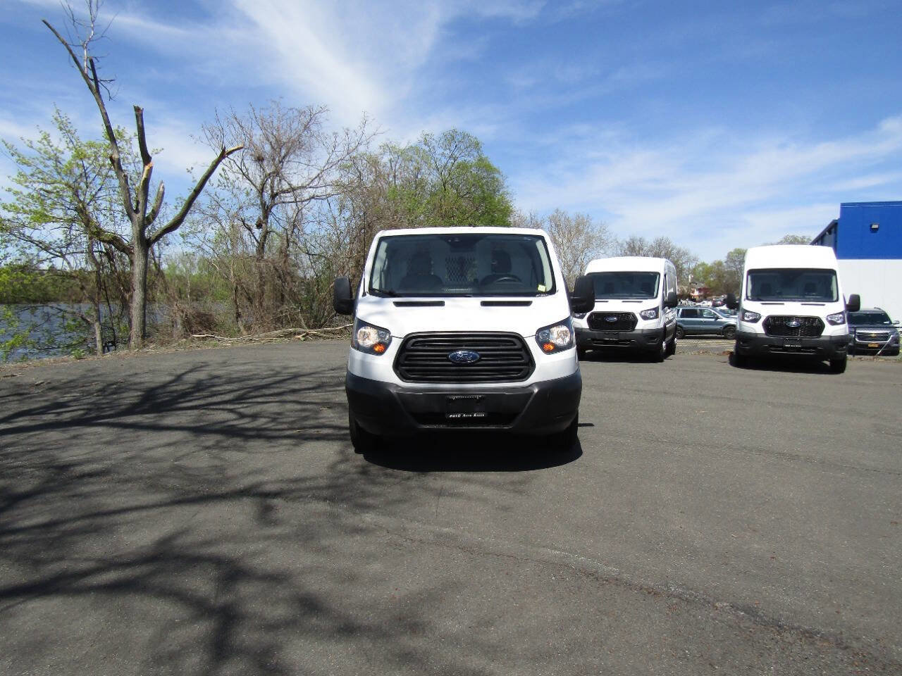 Used 2019 Ford Transit 250 148 Low Roof RWD image 32